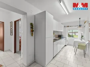 Prodej rodinného domu, Zvoleněves, 245 m2