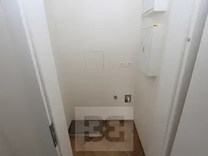 Prodej bytu 2+kk, Praha - Holešovice, Jankovcova, 62 m2