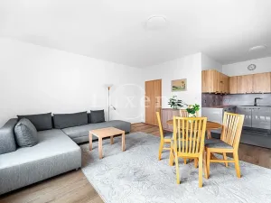 Prodej bytu 2+kk, Praha - Čakovice, Tryskovická, 62 m2