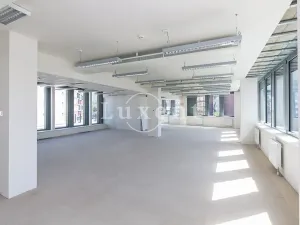 Pronájem kanceláře, Praha - Nusle, Lomnického, 208 m2