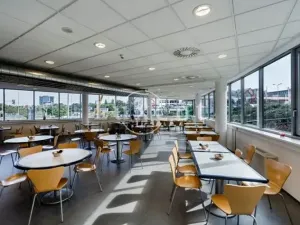 Pronájem kanceláře, Praha - Nusle, Doudlebská, 303 m2