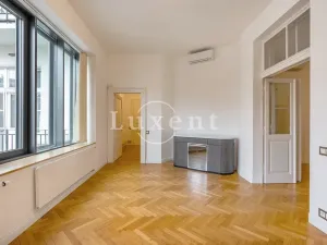 Pronájem bytu 3+1, Praha - Josefov, Pařížská, 138 m2