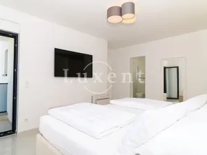 Prodej vily, Omiš, Chorvatsko, 460 m2