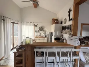 Prodej vícegeneračního domu, Splitska, Chorvatsko, 190 m2