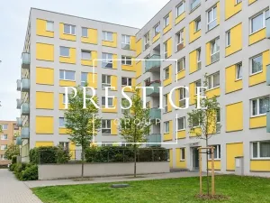 Pronájem bytu 2+kk, Praha - Libeň, U Slovanky, 56 m2