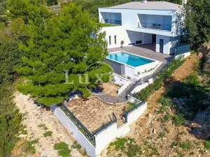 Prodej vily, Omiš, Chorvatsko, 240 m2