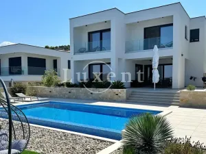 Prodej vily, Rogoznica, Chorvatsko, 280 m2