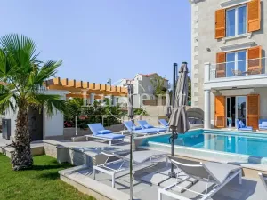 Prodej vily, Rogoznica, Chorvatsko, 420 m2