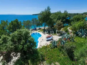 Prodej vily, Bol, Chorvatsko, 300 m2