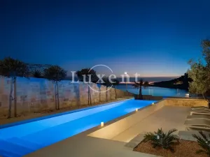 Prodej vily, Rogoznica, Chorvatsko, 675 m2