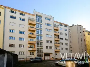 Pronájem bytu 2+1, Praha - Holešovice, Jankovcova, 68 m2