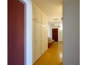 Pronájem bytu 2+1, Praha - Holešovice, Jankovcova, 68 m2