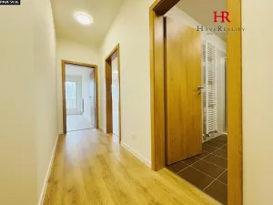 Pronájem bytu 2+kk, Benešov, Suchánkova, 58 m2