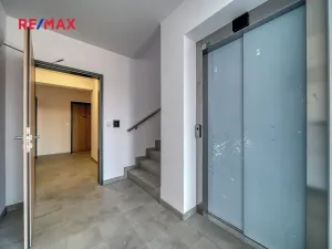 Pronájem bytu 2+kk, Nymburk, Bobnická, 52 m2