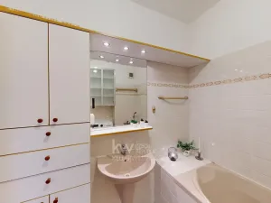 Pronájem bytu 3+1, Praha - Šeberov, Pod vsí, 81 m2