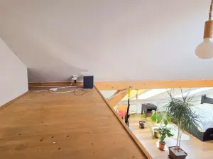 Prodej atypického bytu, Praha - Smíchov, Na Čečeličce, 78 m2