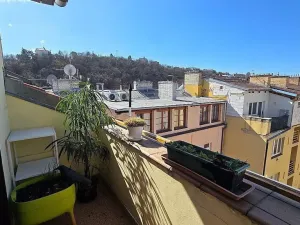 Prodej atypického bytu, Praha - Smíchov, Na Čečeličce, 78 m2