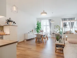 Prodej vícegeneračního domu, Litomyšl, Smetanovo náměstí, 459 m2