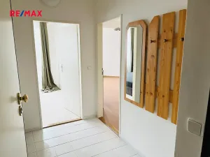 Prodej bytu 2+kk, Praha - Kyje, Lipnická, 43 m2