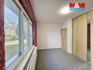 Pronájem bytu 2+1, Liberec - Liberec XXV-Vesec, U Sídliště, 61 m2