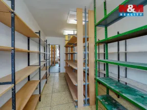 Pronájem skladu, Plzeň - Lobzy, Blatenská, 360 m2