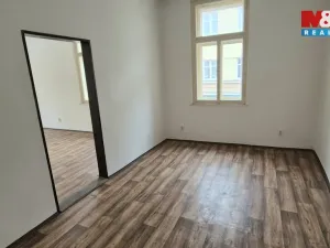 Pronájem kanceláře, Kladno, Váňova, 41 m2