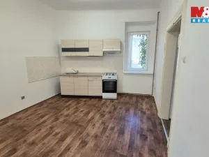 Pronájem bytu 2+1, Kladno, Váňova, 80 m2