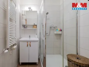 Pronájem bytu 2+kk, Čelákovice, náměstí 5. května, 60 m2