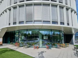 Pronájem kanceláře, Praha - Chodov, Tomíčkova, 3000 m2