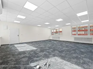 Pronájem obchodního prostoru, Praha - Modřany, Barrandova, 76 m2