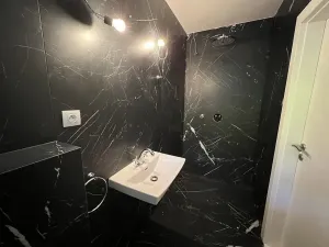 Prodej rodinného domu, Tři Dvory, 235 m2