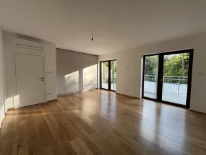 Prodej rodinného domu, Tři Dvory, 235 m2