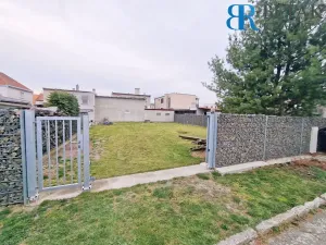Prodej pozemku pro bydlení, Radslavice, V Zahradách, 345 m2