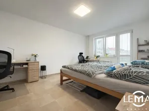 Pronájem bytu 2+1, Olomouc, tř. Kosmonautů, 52 m2