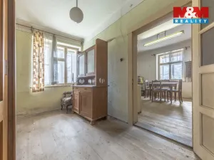 Prodej rodinného domu, Křinec, Dr. Chmelaře, 200 m2