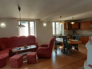 Prodej rodinného domu, Kotenčice, 342 m2