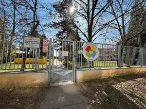 Pronájem bytu 3+1, Praha - Troja, Krynická, 72 m2