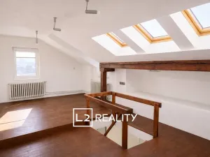 Pronájem bytu 3+1, Praha - Smíchov, Štefánikova, 124 m2