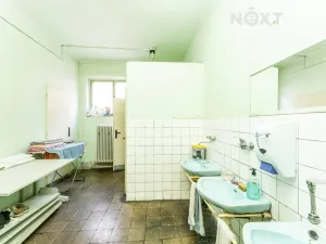 Prodej obchodního prostoru, Hradec Králové, Náhon, 1871 m2