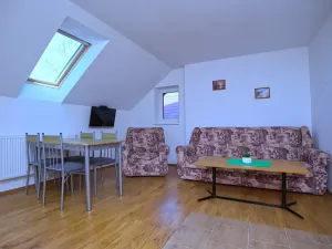 Prodej rodinného domu, Mírová pod Kozákovem, 190 m2