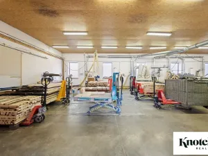 Prodej kanceláře, Račice-Pístovice, 479 m2