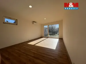 Pronájem bytu 1+kk, Chomutov, Lipská, 38 m2