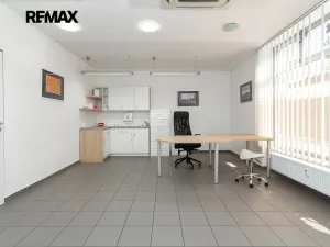 Pronájem ordinace, Praha - Nusle, Hradeckých, 62 m2