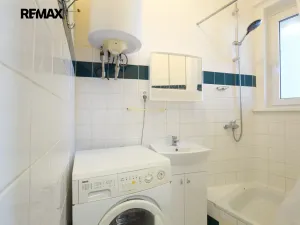 Pronájem bytu 1+1, Praha - Podolí, Výchozí, 37 m2