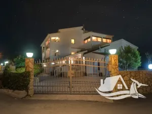 Prodej vily, Vinišće, Chorvatsko, 500 m2