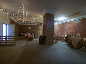 Prodej zemědělského objektu, Bžany, 1600 m2