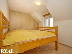 Prodej vícegeneračního domu, Tursko, Ke Statkům, 189 m2