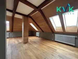 Prodej rodinného domu, Nová Role, 270 m2