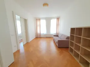 Pronájem bytu 2+1, Praha - Nové Město, Vyšehradská, 61 m2