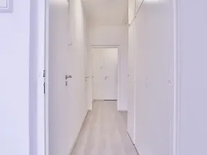 Pronájem bytu 3+1, Praha - Záběhlice, Chmelová, 72 m2